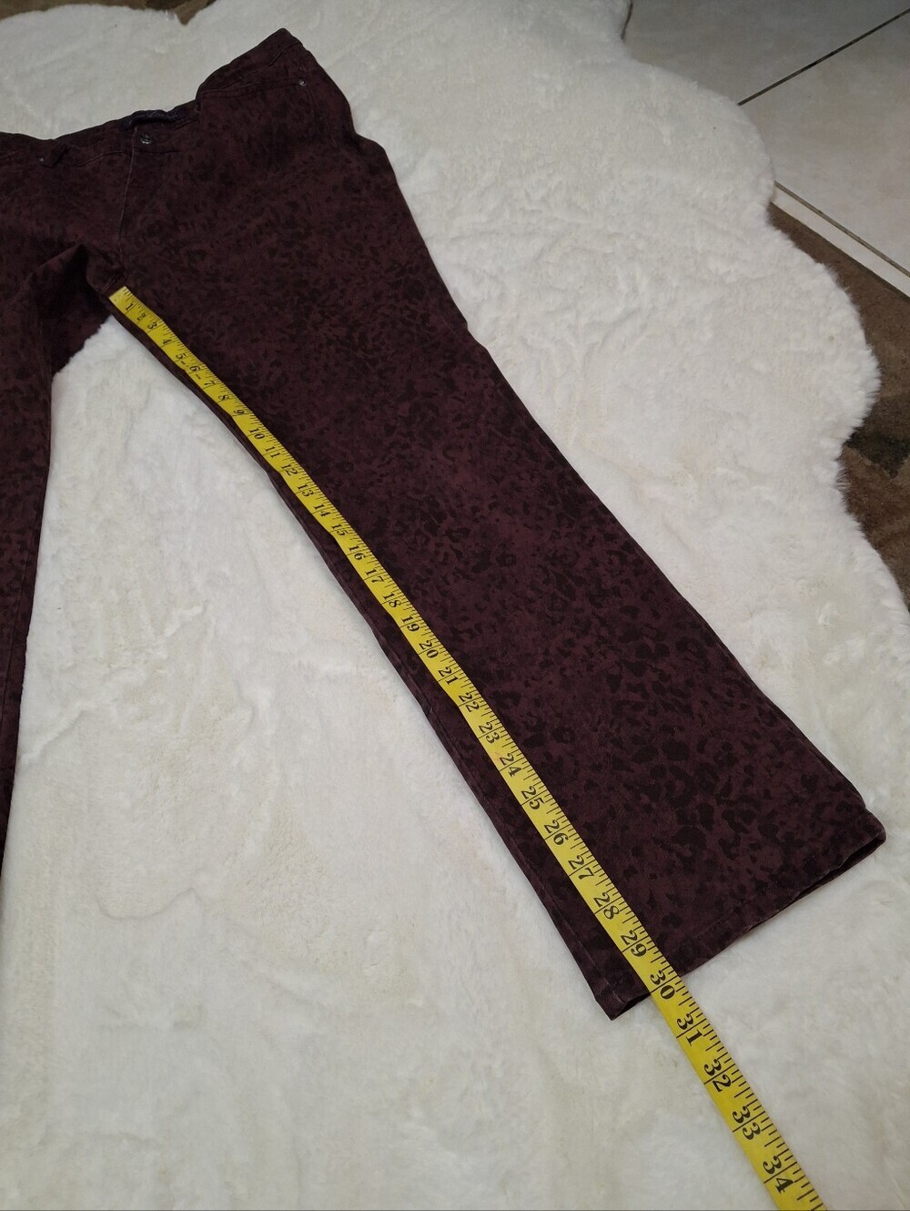 Gloria Vanderbilt Maroon Rail Straight Animal Print Stretch Pants Women Size 14 - Picture 15 of 16